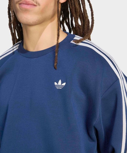 adidas(アディダス)の「アディカラー スリーストライプス オーバーサイズ クルーネック / トレーナー / アディダスオリジナルス adidas Originals(スウェット・メンズ・ブルー・X-LARGE/XX-LARGE/X-SMALL/SMALL/MEDIUM/3XL/LARGE)」の5枚目の写真