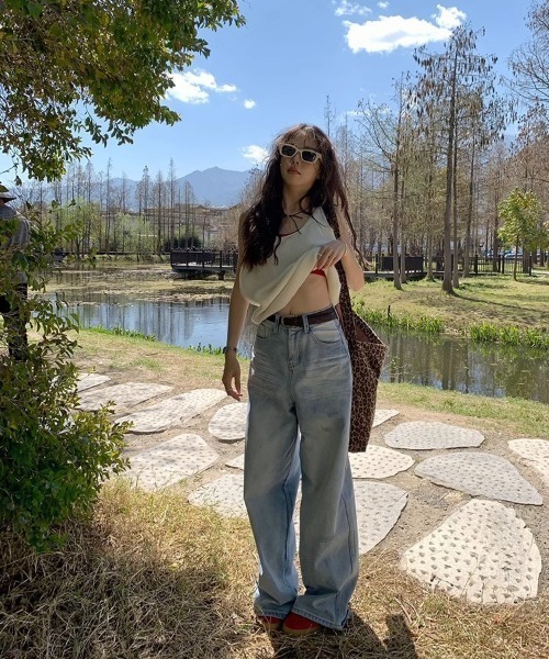 DEVICE(デバイス)の「ワイド ストレート ルーズ デニム パンツ(デニムパンツ・レディース・ブルー・FREE)」の14枚目の写真