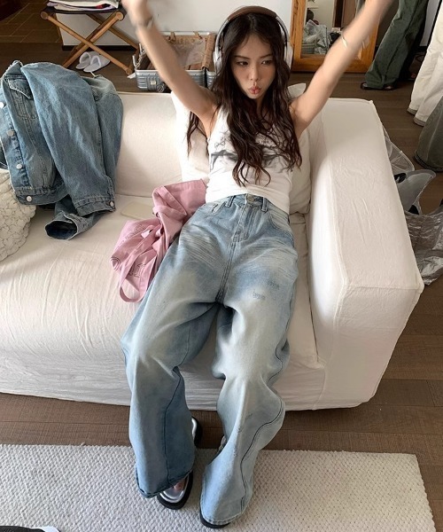 DEVICE(デバイス)の「ワイド ストレート ルーズ デニム パンツ(デニムパンツ・レディース・ブルー・FREE)」の3枚目の写真