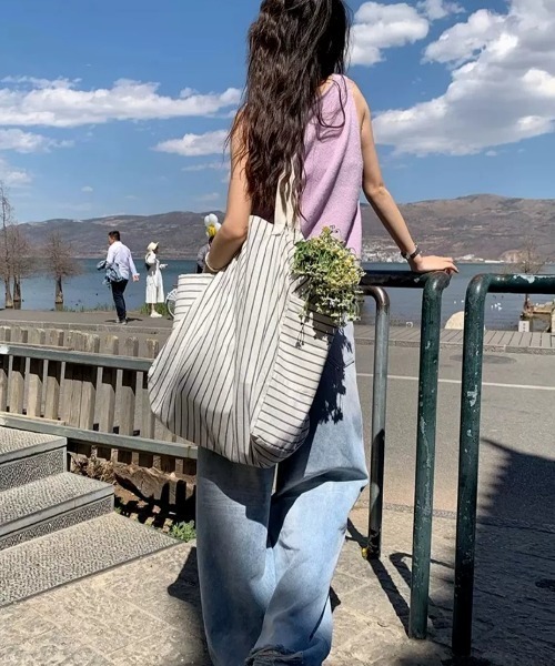 DEVICE(デバイス)の「ワイド ストレート ルーズ デニム パンツ(デニムパンツ・レディース・ブルー・FREE)」の20枚目の写真