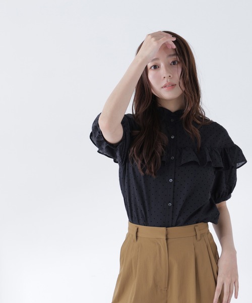 NATURAL BEAUTY BASIC(ナチュラルビューティーベーシック)の「フロッキードットフリルブラウス(シャツ/ブラウス・レディース・ホワイト系その他/ベージュ系その他/ブラック系その他2・フリ-)」の18枚目の写真