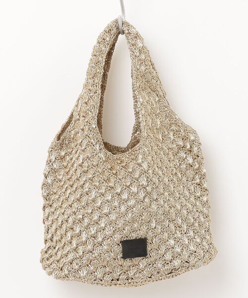 MAISON mou(メゾンムー)の「【Swaraj/スワラージ】手編みのメタリックマクラメ・ハンドBAG(ハンドバッグ・レディース・ピンクゴールド/ブラック系・FREE)」の2枚目の写真