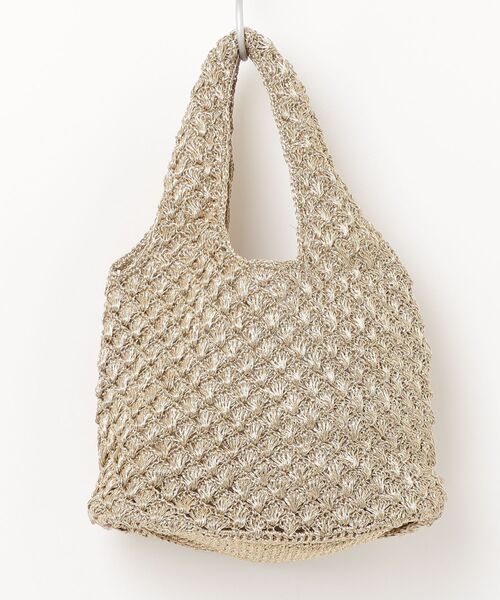 MAISON mou(メゾンムー)の「【Swaraj/スワラージ】手編みのメタリックマクラメ・ハンドBAG(ハンドバッグ・レディース・ピンクゴールド/ブラック系・FREE)」の3枚目の写真