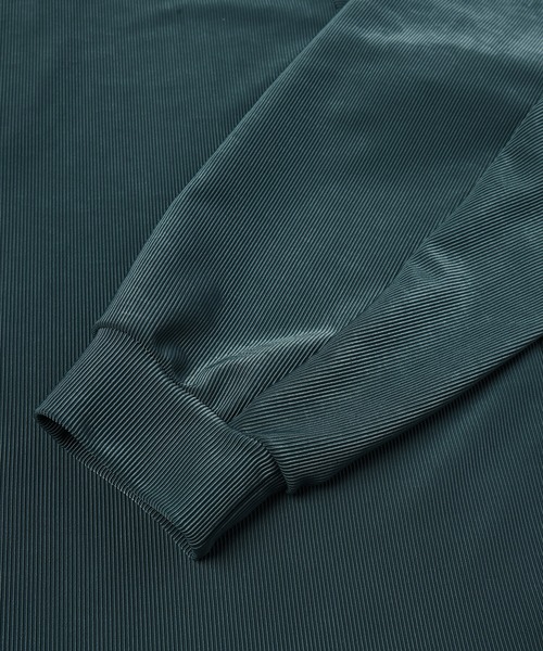 CULLNI(クルニ)の「Stretch Fiber Cord Pique Skipper Collar Shirts(シャツ/ブラウス・メンズ・チャコール/ブラック/グリーン/ネイビー・2/0/1)」の14枚目の写真