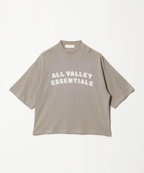 FOG ESSENTIALS(エフオージーエッセンシャルズ)の「<FEAR OF GOD ESSENTIALS>MERCH Tシャツ(Tシャツ/カットソー・メンズ・ブラック/グレー系・L/S/M/XS)」の2枚目の写真