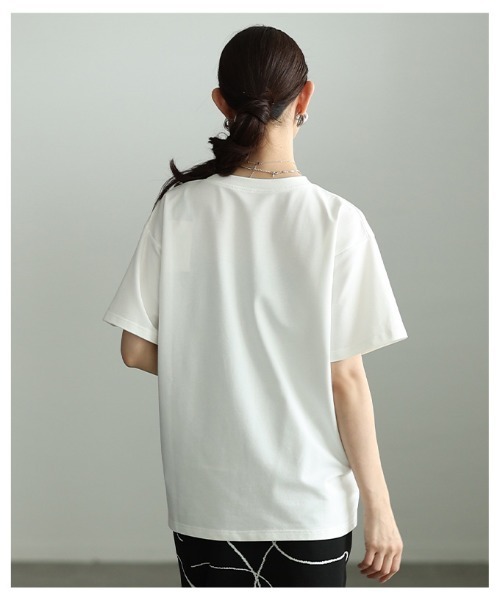 Sawa a la mode(サワアラモード)の「レース柄フロッキープリントTシャツ(Tシャツ/カットソー・レディース・ブラック/オフホワイト・FREE)」の13枚目の写真