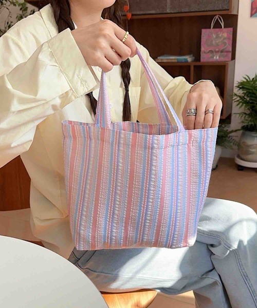 Mignonjour(ミニョンジュール)の「FReePLACe/ストライプ ミニ トートバッグ X12895 FReePLACe/ストライプ ミニ トートバッグ X12895(トートバッグ・レディース・ピンク/ブルー/イエロー・FREE)」の7枚目の写真
