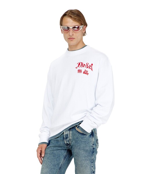 DIESEL(ディーゼル)の「メンズ プルオーバースウェット S-BOXT-AA2(スウェット・メンズ・ホワイト/グレー・XX-LARGE/X-SMALL/X-LARGE/MEDIUM/LARGE/XXX-LARGE/SMALL)」の2枚目の写真
