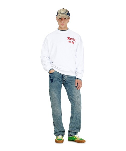 DIESEL(ディーゼル)の「メンズ プルオーバースウェット S-BOXT-AA2(スウェット・メンズ・ホワイト/グレー・XX-LARGE/X-SMALL/X-LARGE/MEDIUM/LARGE/XXX-LARGE/SMALL)」の3枚目の写真