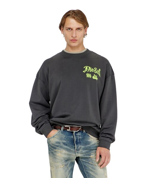 DIESEL(ディーゼル)の「メンズ プルオーバースウェット S-BOXT-AA2(スウェット・メンズ・ホワイト/グレー・XX-LARGE/X-SMALL/X-LARGE/MEDIUM/LARGE/XXX-LARGE/SMALL)」の9枚目の写真