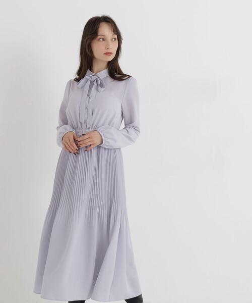NATURAL BEAUTY BASIC(ナチュラルビューティーベーシック)の「リボンタイプリーツワンピース(ワンピース・レディース・ネイビー/グレー・MEDIUM/SMALL)」の6枚目の写真