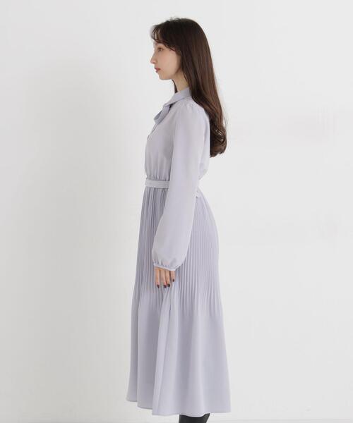 NATURAL BEAUTY BASIC(ナチュラルビューティーベーシック)の「リボンタイプリーツワンピース(ワンピース・レディース・ネイビー/グレー・MEDIUM/SMALL)」の12枚目の写真