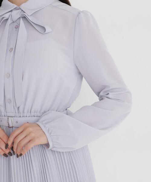 NATURAL BEAUTY BASIC(ナチュラルビューティーベーシック)の「リボンタイプリーツワンピース(ワンピース・レディース・ネイビー/グレー・MEDIUM/SMALL)」の17枚目の写真