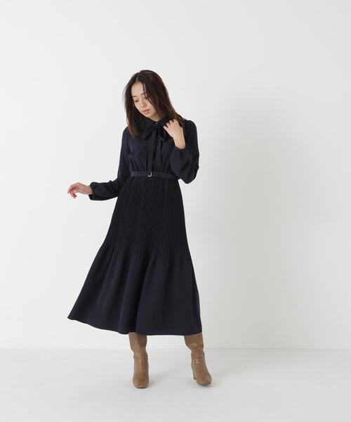 NATURAL BEAUTY BASIC(ナチュラルビューティーベーシック)の「リボンタイプリーツワンピース(ワンピース・レディース・ネイビー/グレー・MEDIUM/SMALL)」の22枚目の写真