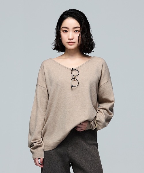 coca(coca)(コカ)の「\保温・洗濯OK!/リッチニットVネックプルオーバー(ニット/セーター・レディース・グレー/ベージュ/ブラック・S/M/L)」の7枚目の写真
