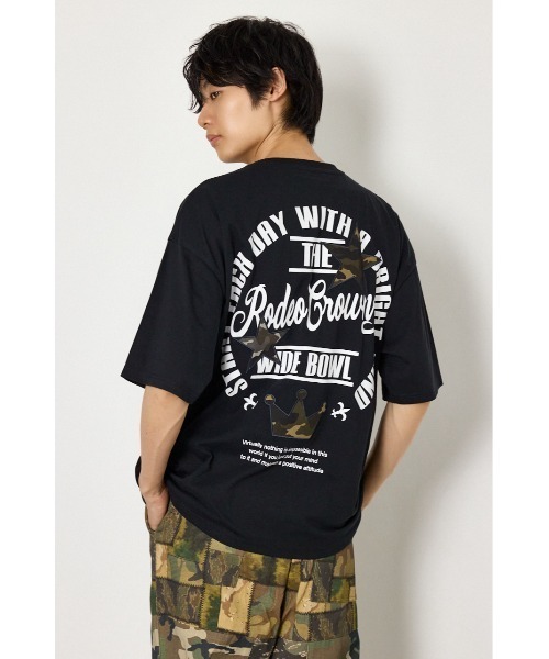 RODEO CROWNS WIDE BOWL（ロデオクラウンズワイドボウル）の「カモフラアップリケTシャツ（Tシャツ/カットソー・メンズ・レッド/ブラック/オフホワイト・LARGE/MEDIUM）」の3枚目の写真