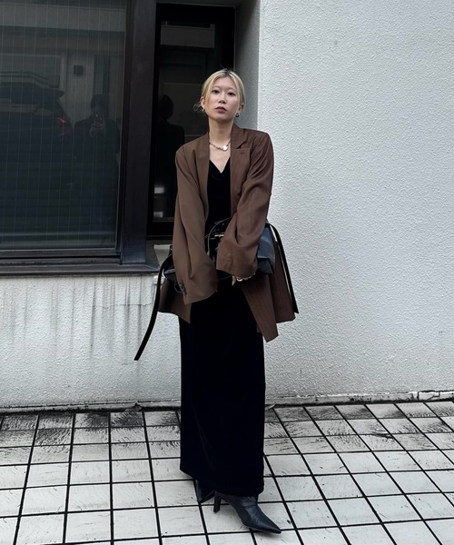 Ameri(アメリ)の「DRAPE CURVE VELOUR DRESS(ドレス・レディース・ブラック/ブルー/ボルドー・SMALL/MEDIUM)」の12枚目の写真