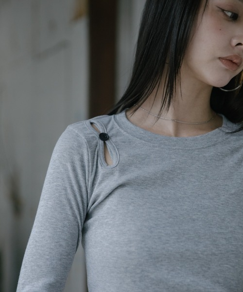 Haze Reverie(ヘイズレヴァリー)の「スリットボタンモードトップス(Tシャツ/カットソー・レディース・ブラック/ホワイト/グレー・FREE)」の12枚目の写真