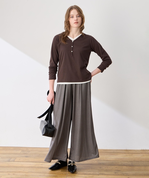 LE SOUK HOLIDAY（ルスークホリデー）の「ヘンリーネックレイヤード風カットプルオーバー（Tシャツ/カットソー・レディース・ダークブラウン/ブラック・M/L）」の16枚目の写真