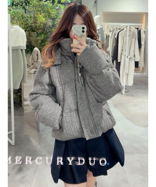 MERCURYDUO(マーキュリーデュオ)の「2WAYフード付きアライドショートニットダウン(ダウンジャケット/コート・レディース・グレー/アイボリー/ライトブルー/ブラック/ベージュ・FREE)」の14枚目の写真