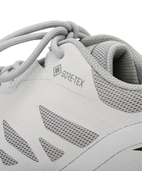 MARGARET HOWELL(マーガレットハウエル)の「WOMEN V2 GORE-TEX HIKING SHOES(スニーカー・レディース・グレー系その他・23.5/24.0/25.0/24.5/23.0)」の3枚目の写真