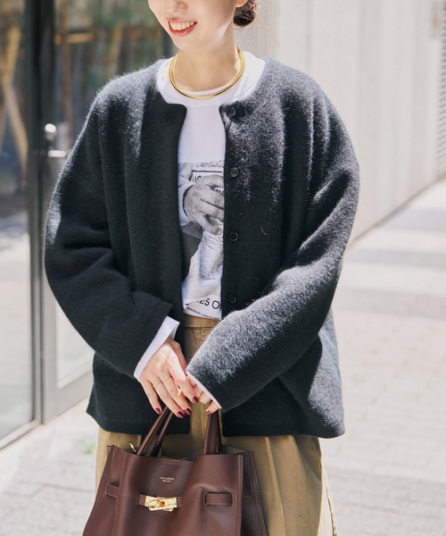 Spick & Span(スピックアンドスパン)の「《新色有り / 追加》ウールフォックスニットジャケット(カーディガン/ボレロ・レディース・ブラック/グレー/ベージュ系その他・FREE)」の8枚目の写真