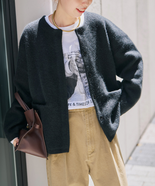 Spick & Span(スピックアンドスパン)の「《新色有り / 追加》ウールフォックスニットジャケット(カーディガン/ボレロ・レディース・ブラック/グレー/ベージュ系その他・FREE)」の10枚目の写真