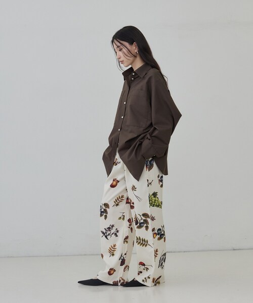 GALLEST(ギャレスト)の「ボタニカルプリントイージーパンツ(その他パンツ・レディース・ブラック系/アイボリー系・38)」の14枚目の写真