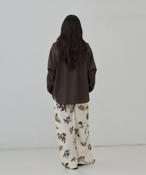 GALLEST(ギャレスト)の「ボタニカルプリントイージーパンツ(その他パンツ・レディース・ブラック系/アイボリー系・38)」の15枚目の写真