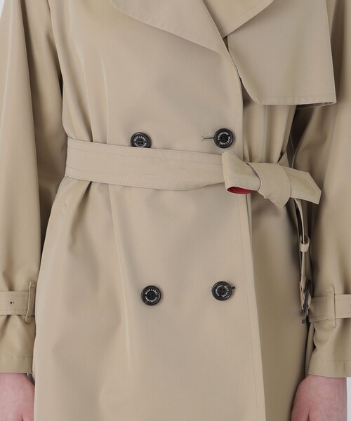 BLUE LABEL CRESTBRIDGE(ブルーレーベルクレストブリッジ)の「ギャバケープトレンチコート(トレンチコート・レディース・ベージュ系その他・38/36)」の6枚目の写真