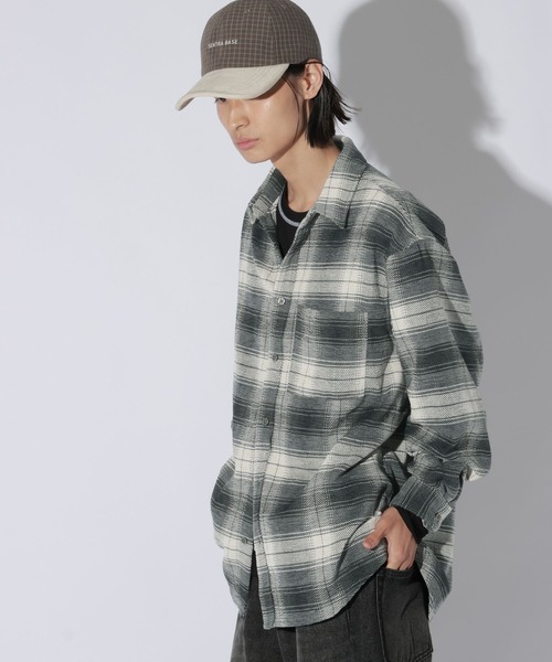 LAKOLE（ラコレ）の「モールチェック長袖シャツ / 1054011（シャツ/ブラウス・メンズ・ベージュ/ブラック/ブラウン・LARGE/MEDIUM/X-LARGE）」の18枚目の写真
