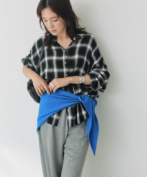 RIVE DROITE（リヴドロワ）の「ドレーピーチェックワイドシャツ（秋服/オンブレチェック）（シャツ/ブラウス・レディース・ブラック/ベージュ/ブラウン・FREE）」の22枚目の写真