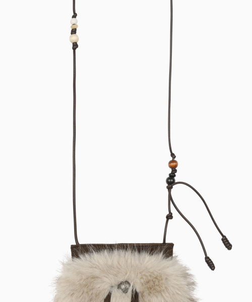 OHESHIO（オヘシオ）の「BEADS FUR MINI BAG, BEIGE（ショルダーバッグ・レディース・その他・FREE）」の4枚目の写真