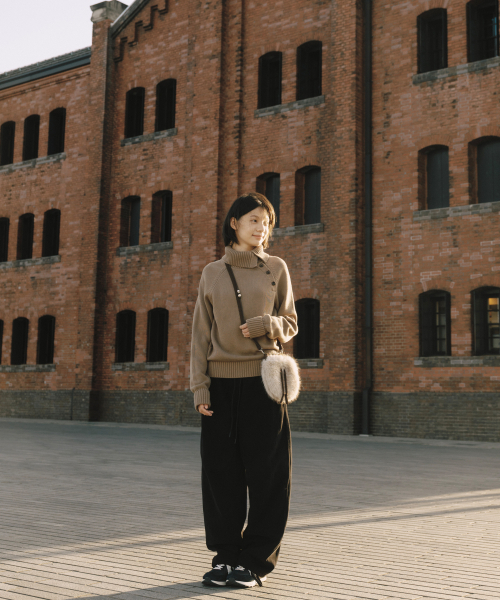 OHESHIO（オヘシオ）の「BEADS FUR MINI BAG, BEIGE（ショルダーバッグ・レディース・その他・FREE）」の7枚目の写真