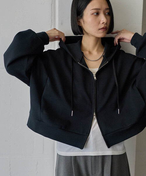 for/c(フォーシー)の「オーバーサイズフーディー【サスティナブル】(パーカー・レディース・アイボリー/ブラック・M/L)」の13枚目の写真