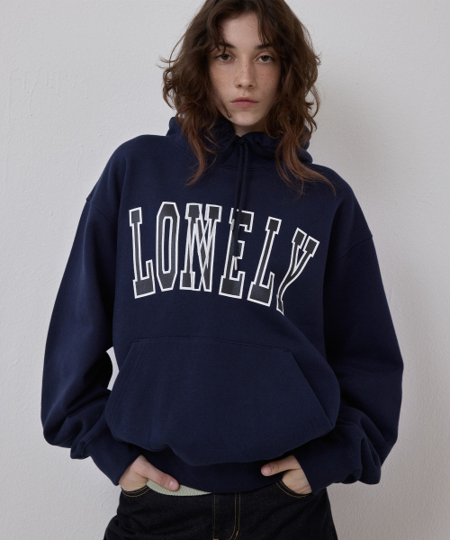 NOHANT(ノアン)の「LONELY/LOVELY フラッフフーディー ネイビー(パーカー・レディース・ネイビー・SMALL/MEDIUM/LARGE)」の3枚目の写真