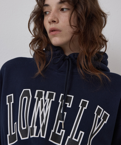 NOHANT(ノアン)の「LONELY/LOVELY フラッフフーディー ネイビー(パーカー・レディース・ネイビー・SMALL/MEDIUM/LARGE)」の6枚目の写真