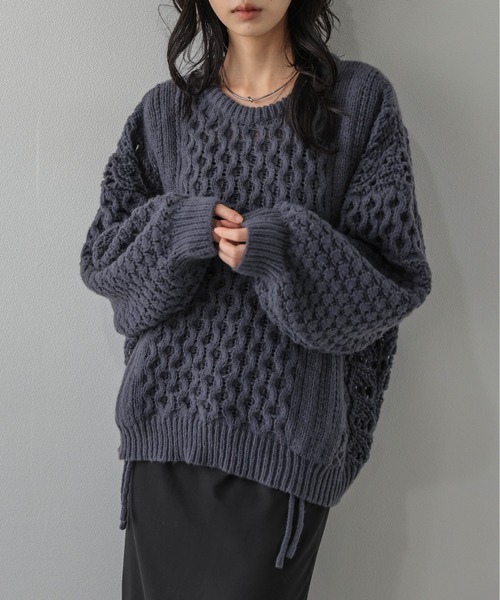 AMELY(エミリー)の「ドロストデザイン ニットトップス/透かし編み/フロントドロスト(ニット/セーター・レディース・モカ/オフホワイト/ボルドー/ブルーグレー/ブラック・フリー)」の13枚目の写真