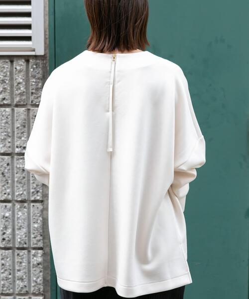 ITEMS URBANRESEARCH（アイテムズ アーバンリサーチ）の「ダンボールバックジッププルオーバー（Tシャツ/カットソー・レディース・オフホワイト/グレー系その他/ネイビー・FREE）」の6枚目の写真