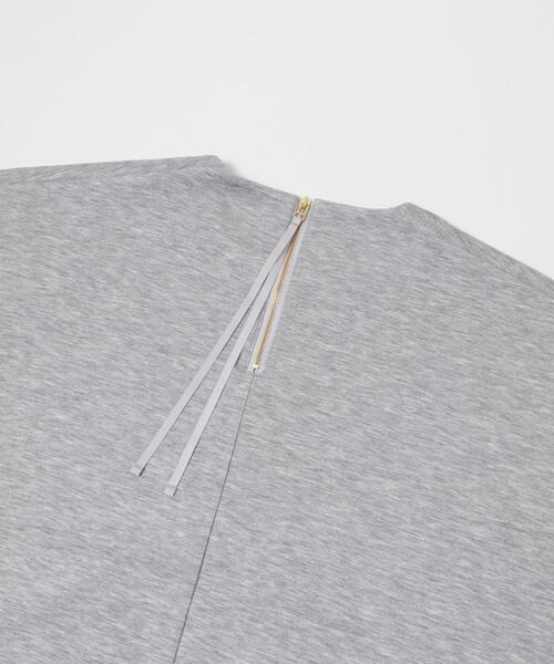 ITEMS URBANRESEARCH（アイテムズ アーバンリサーチ）の「ダンボールバックジッププルオーバー（Tシャツ/カットソー・レディース・オフホワイト/グレー系その他/ネイビー・FREE）」の19枚目の写真
