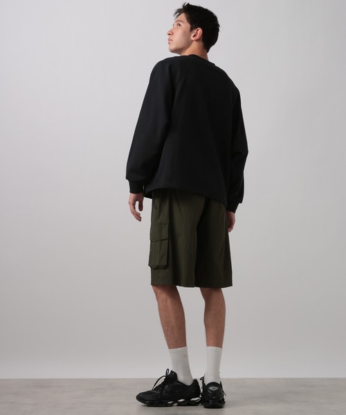 BAYFLOW（ベイフロー）の「[WEB限定]2WAYドロストラグランクルースウェット（スウェット・メンズ・ブラウン/チャコールグレー/ライトグレー/ブラック・SMALL/MEDIUM/LARGE）」の5枚目の写真