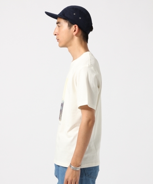 RAGEBLUE（レイジブルー）の「カラーフォトプリントTシャツ/721857（Tシャツ/カットソー・メンズ・オリーブ/グレー系その他/ホワイト/キャメル・MEDIUM/LARGE）」の6枚目の写真