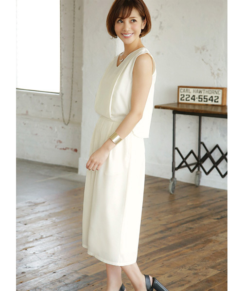 STYLE DELI(スタイルデリ)の「【LUXE】後ろ裾出しジョーゼットオールインワン(つなぎ/オールインワン・レディース・ネイビー/ブラウン/アイボリー・MEDIUM)」の10枚目の写真