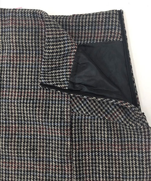 SPIGA(スピーガ)の「グレンチェックミニSK(スカート・レディース・グレー/ベージュ/ダークグレー・SMALL/MEDIUM)」の7枚目の写真