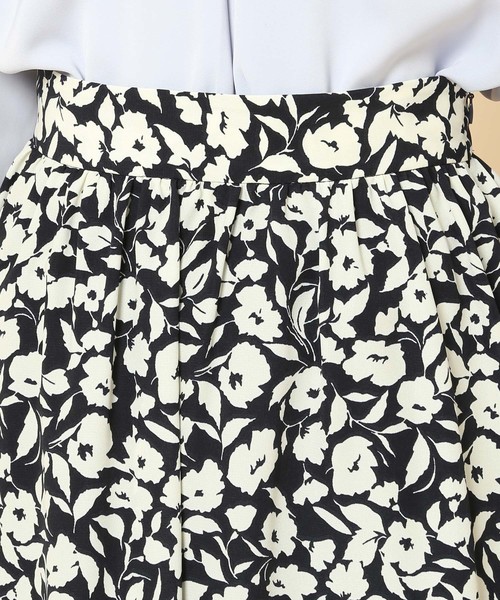ROPE' PICNIC（ロペピクニック）の「【セットアップ対応】バイカラーフラワースカート（スカート・レディース・ネイビー・38/36）」の6枚目の写真