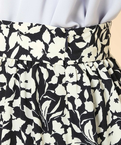 ROPE' PICNIC（ロペピクニック）の「【セットアップ対応】バイカラーフラワースカート（スカート・レディース・ネイビー・38/36）」の7枚目の写真