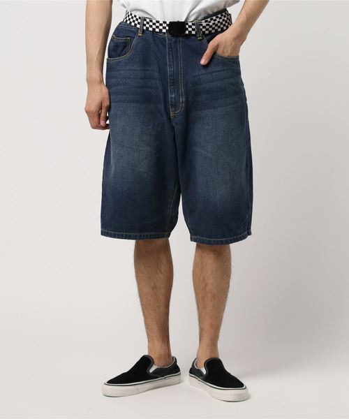 STYLEBLOCK（スタイルブロック）の「ベルト付きワイドデニムショートパンツ（デニムパンツ・メンズ・オフホワイト/ケミカルウォッシュ/ブルー/ブラック・M/L）」の3枚目の写真