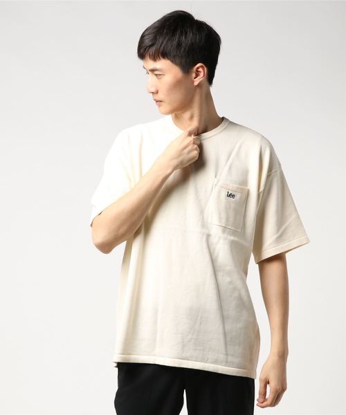 Lee（リー）の「Lee リー / KNIT LOOSE FIT POKET TEE ニットルーズフィットポケットTEE ビッグシルエットポケT / LT2376（Tシャツ/カットソー・メンズ・ネイビー/ブラック/レッド/キャメル/ホワイト・SMALL/MEDIUM/LARGE/X-LARGE）」の2枚目の写真