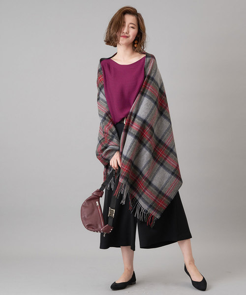 RIVE DROITE（リヴドロワ）の「ウールチェックストール（ストール/ショール・レディース・アイボリー/モカ/グレー/ダークブルー/ライトベージュ/ブラック/イエロー・FREE）」の3枚目の写真
