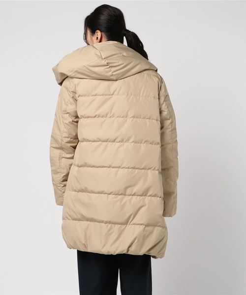 LBC(エルビーシー)の「タフタダウンコート(ダウンジャケット/コート・レディース・ブラック/マスタード/ベージュ・M/L)」の11枚目の写真